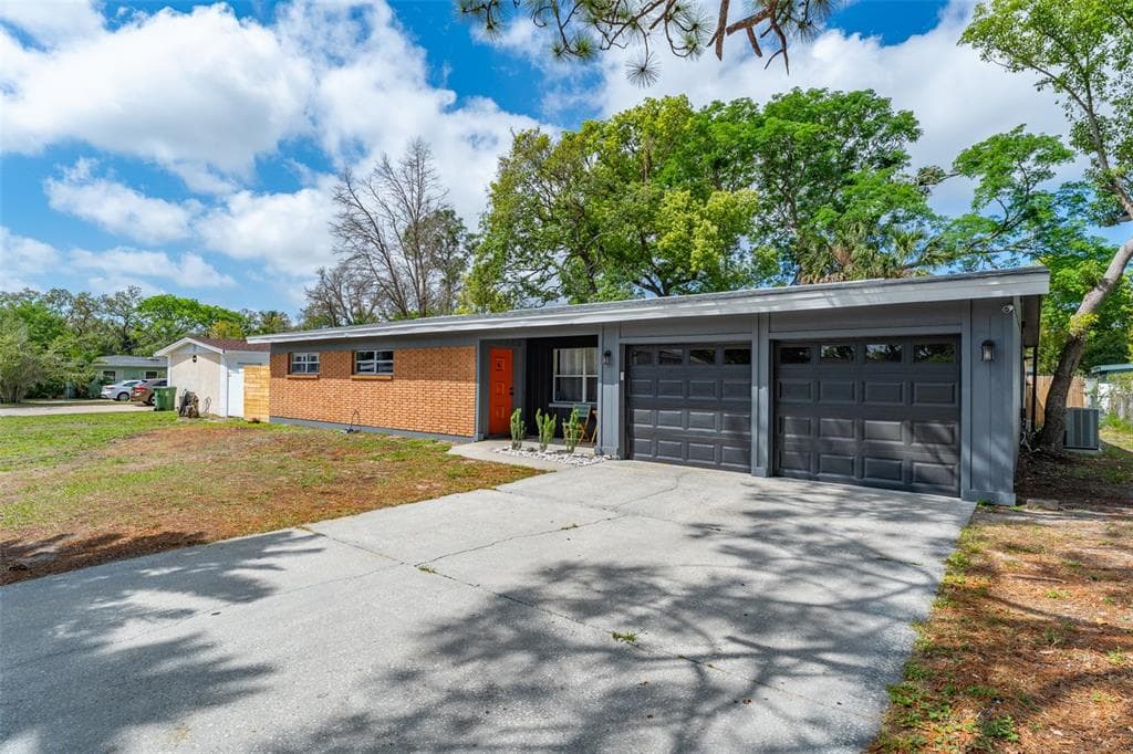 11114 N 20TH STREET TAMPA, FL 33612
