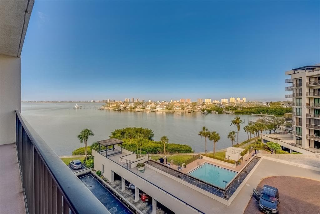 6 BELLEVIEW BOULEVARD UNIT 505 BELLEAIR, FL 33756