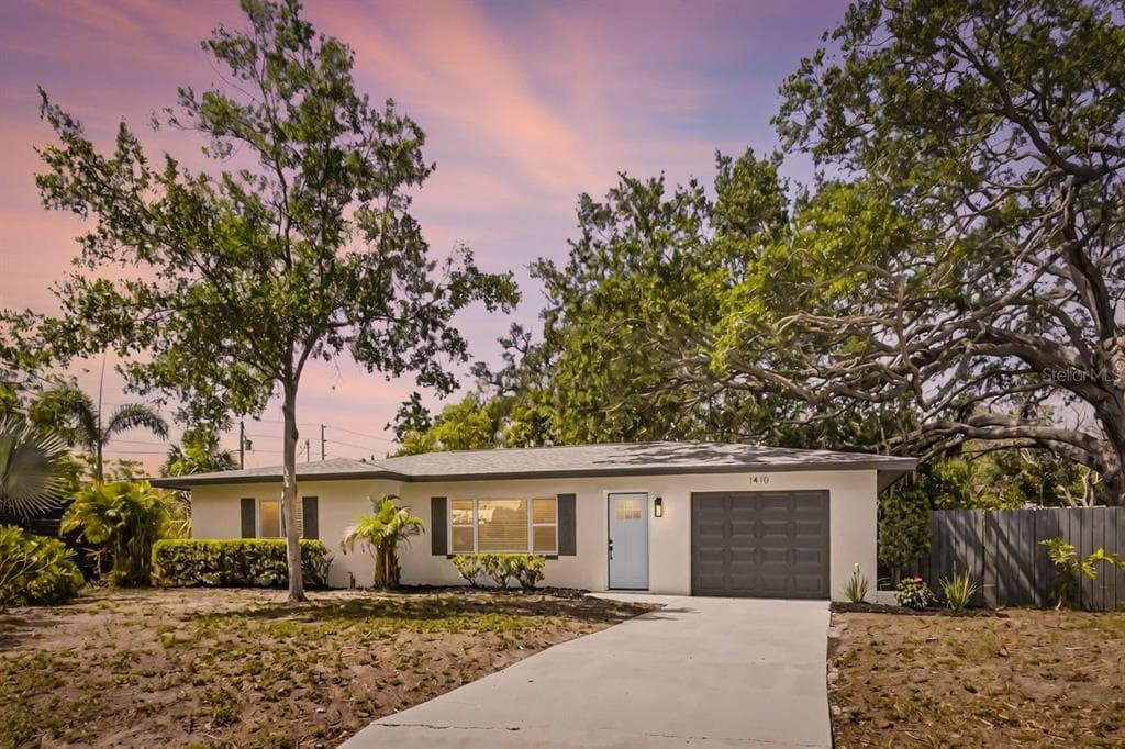 1410 SAN CHARLES DRIVE DUNEDIN, FL 34698