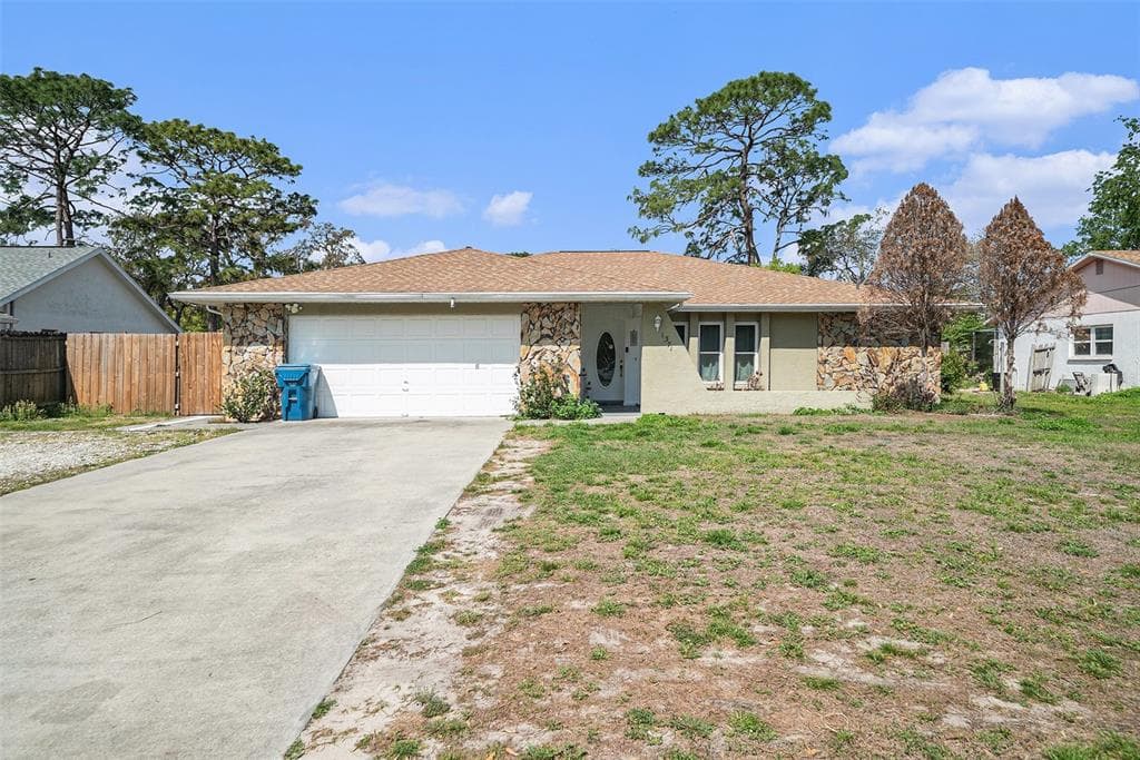 1371 MEREDITH DRIVE SPRING HILL, FL 34608