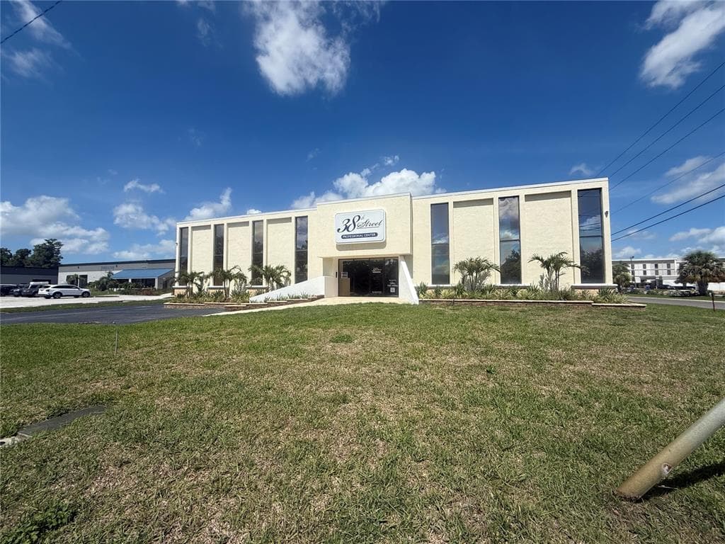 13246 38TH STREET N UNIT 106 CLEARWATER, FL 33762