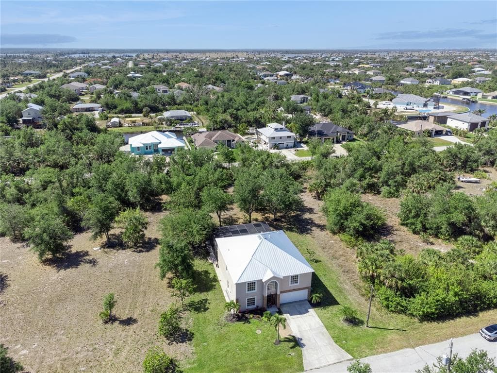 14319 MORRISTOWN AVENUE PORT CHARLOTTE, FL 33981