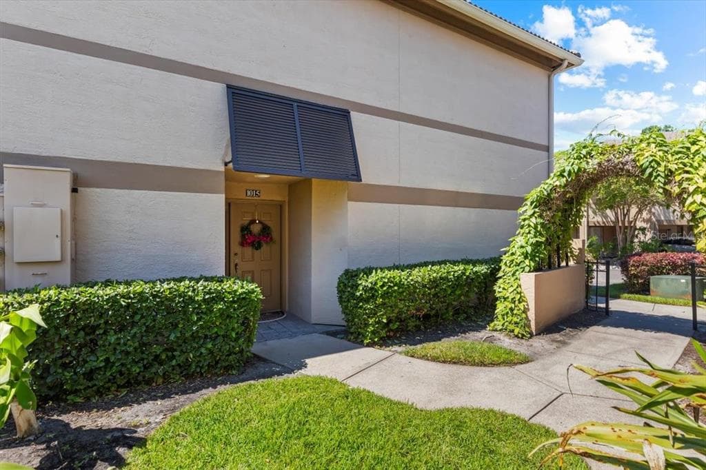 1015 NORMANDY TRACE ROAD TAMPA, FL 33602