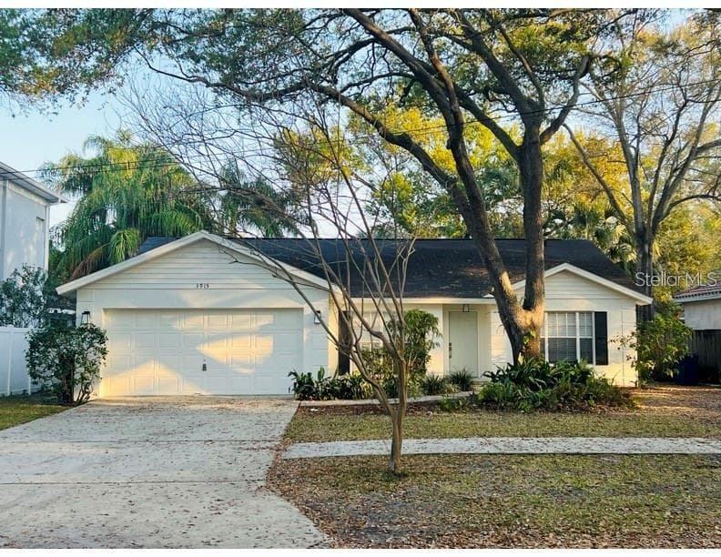 3915 W DALE AVENUE TAMPA, FL 33609