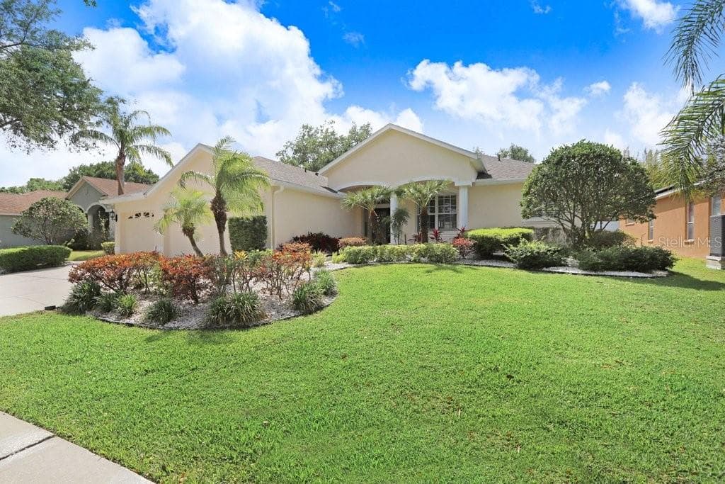 2605 DURANT TRAILS BOULEVARD DOVER, FL 33527