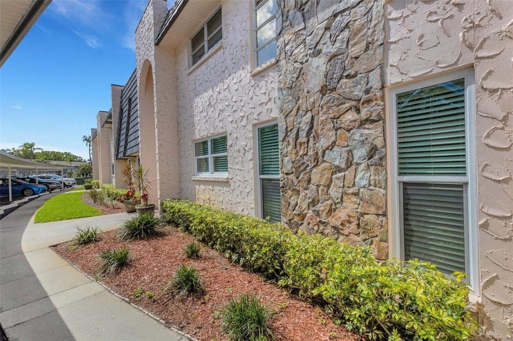 104 FERNWOOD CIRCLE UNIT 104