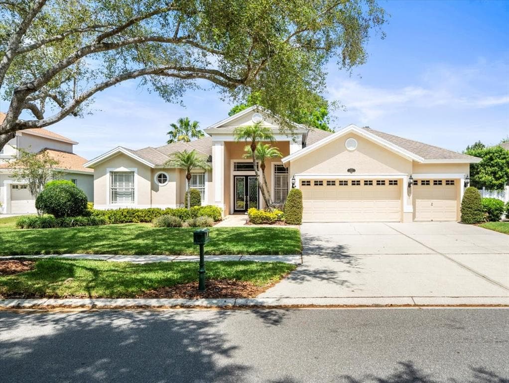 2221 CLIMBING IVY DRIVE TAMPA, FL 33618