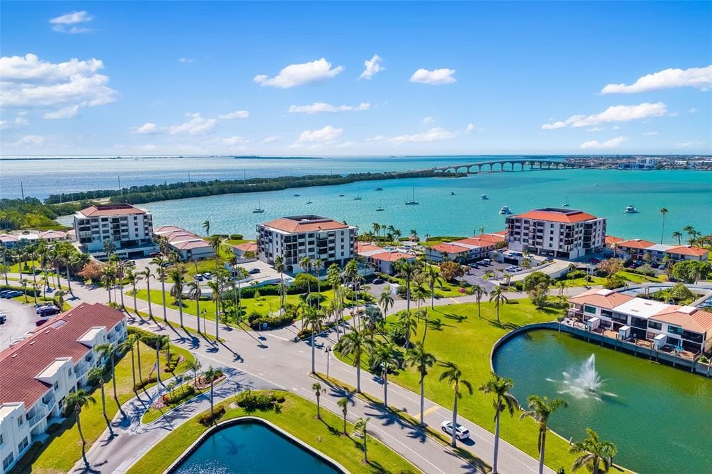 6357 BAHIA DEL MAR BOULEVARD UNIT 403 ST PETERSBURG, FL 33715