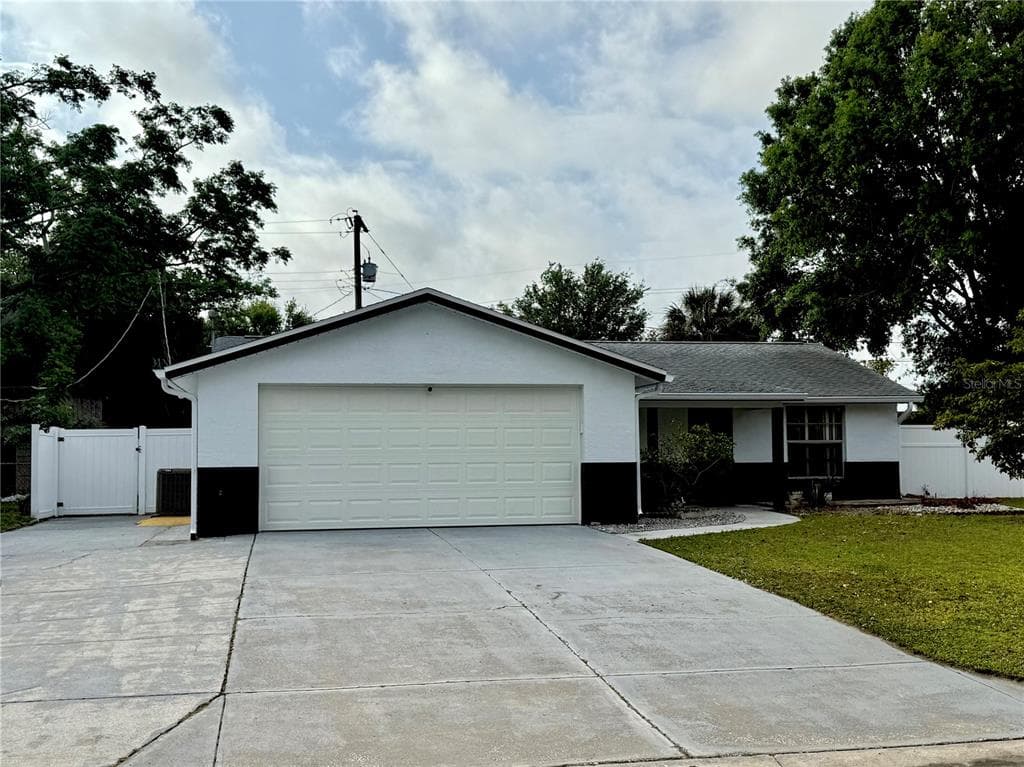6007 FROND WAY APOLLO BEACH, FL 33572