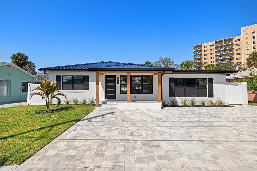 864 MANDALAY AVENUE CLEARWATER BEACH, FL 33767