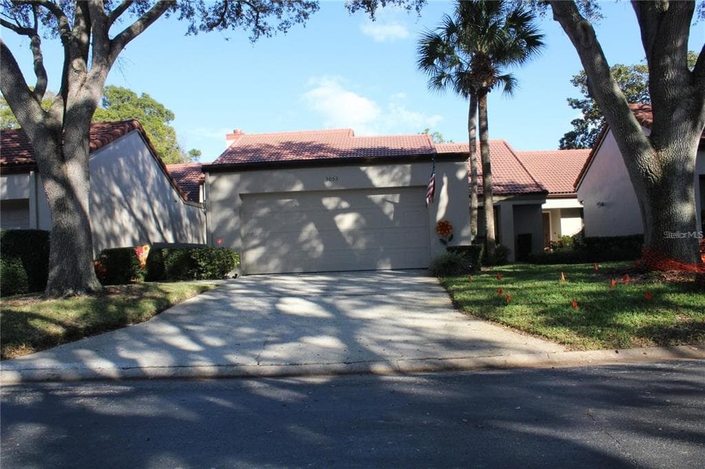 3053 BRAELOCH CIRCLE E CLEARWATER, FL 33761