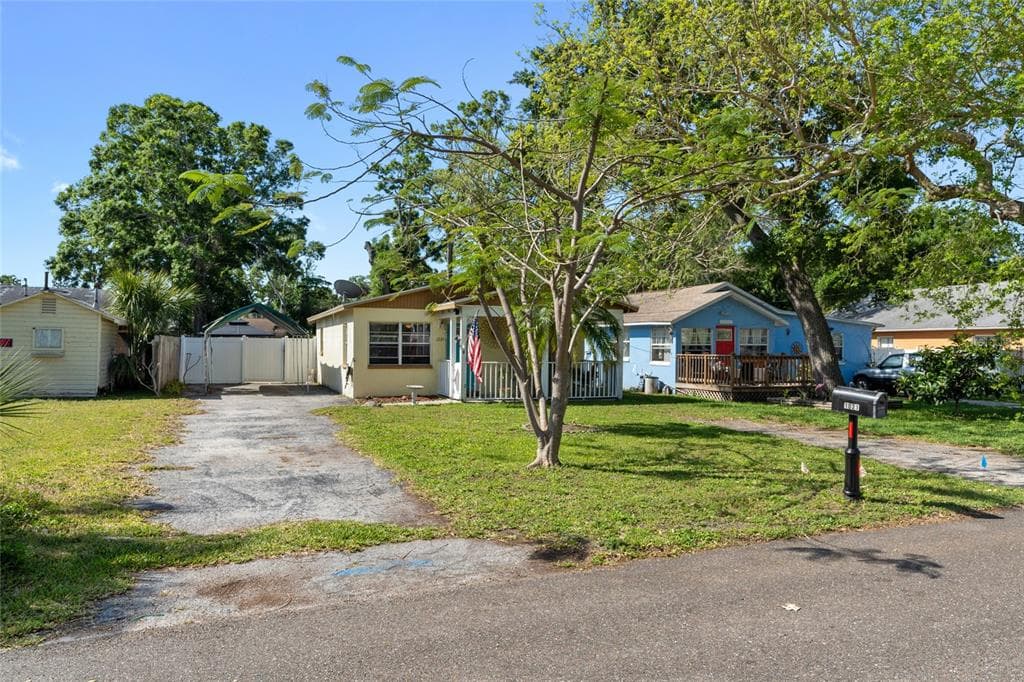 1021 11TH AVENUE NW LARGO, FL 33770