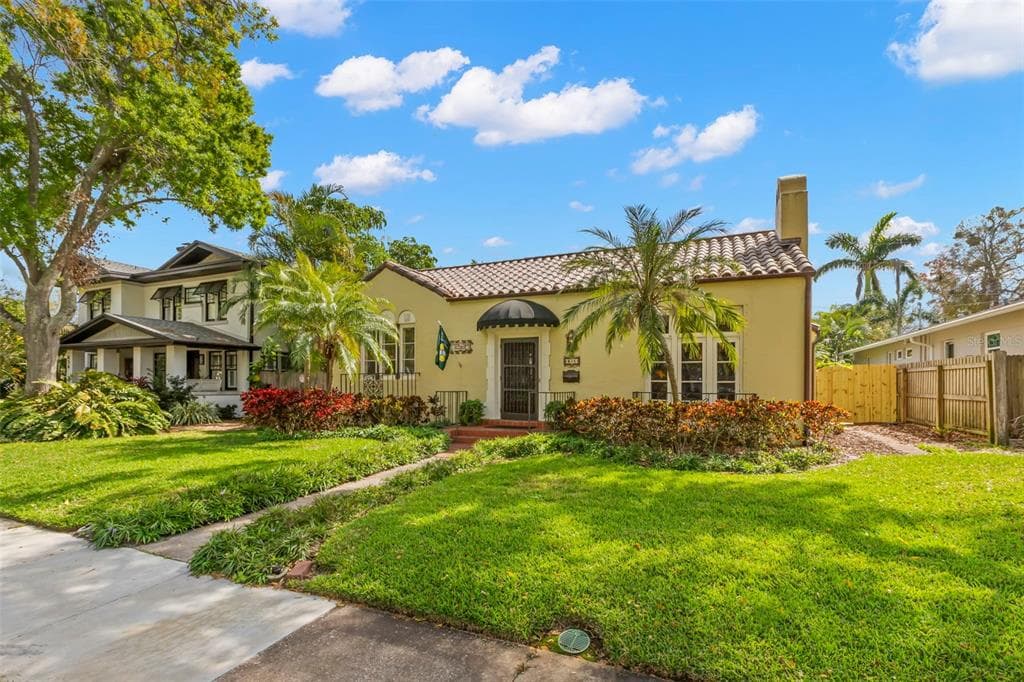 646 16TH AVENUE NE ST PETERSBURG, FL 33704