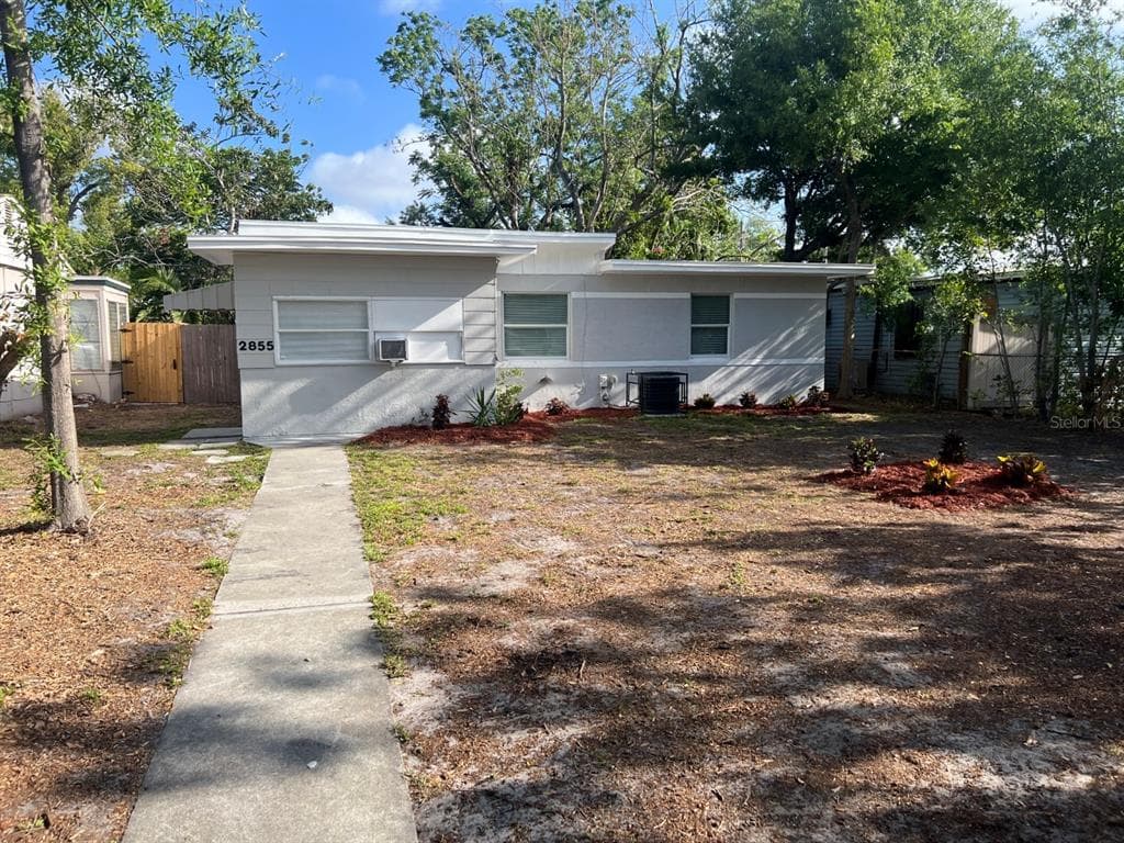 2855 37TH AVENUE N ST PETERSBURG, FL 33713