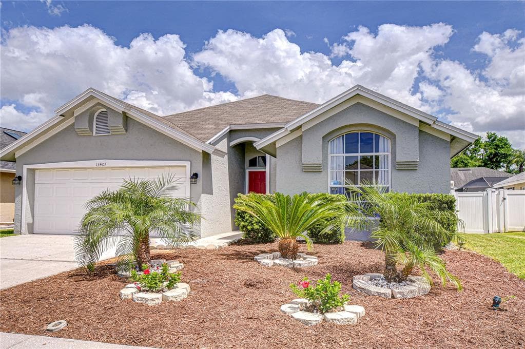 13407 SUNVALE PLACE TAMPA, FL 33626