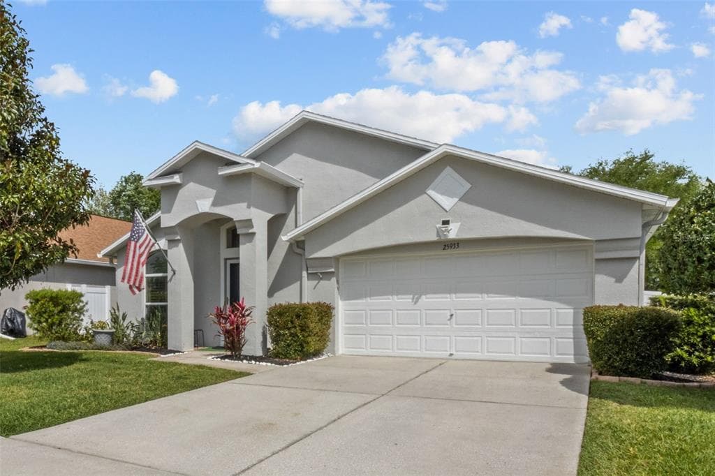 25933 BLOOMSBURY COURT LAND O LAKES, FL 34639
