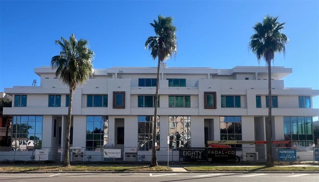 85 DAVIS BOULEVARD UNIT D TAMPA, FL 33606