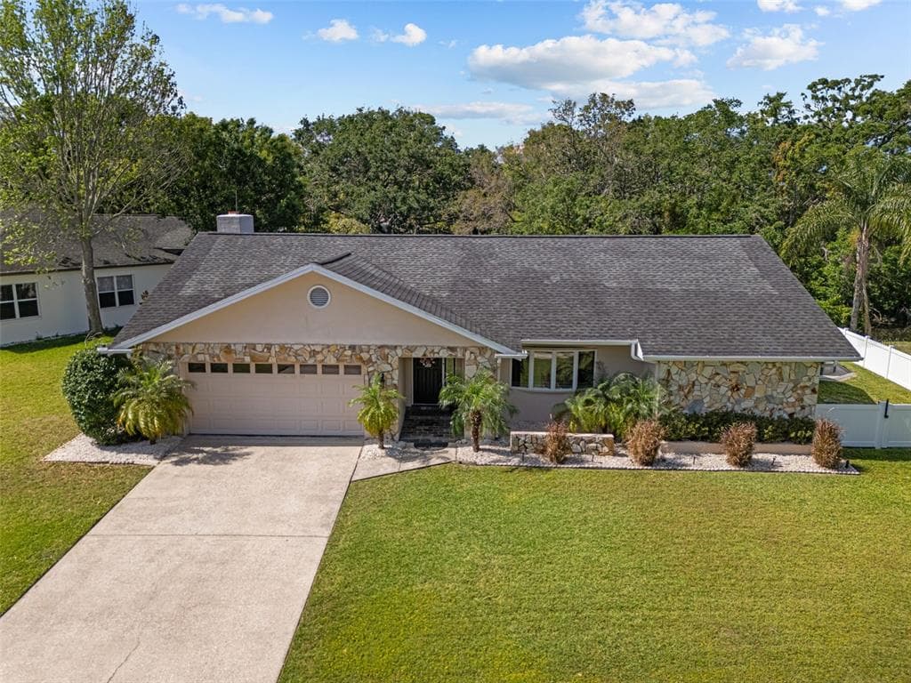 380 PALMDALE DRIVE
