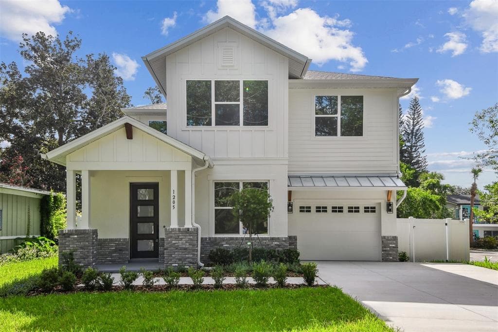 1205 EASTIN AVENUE ORLANDO, FL 32804