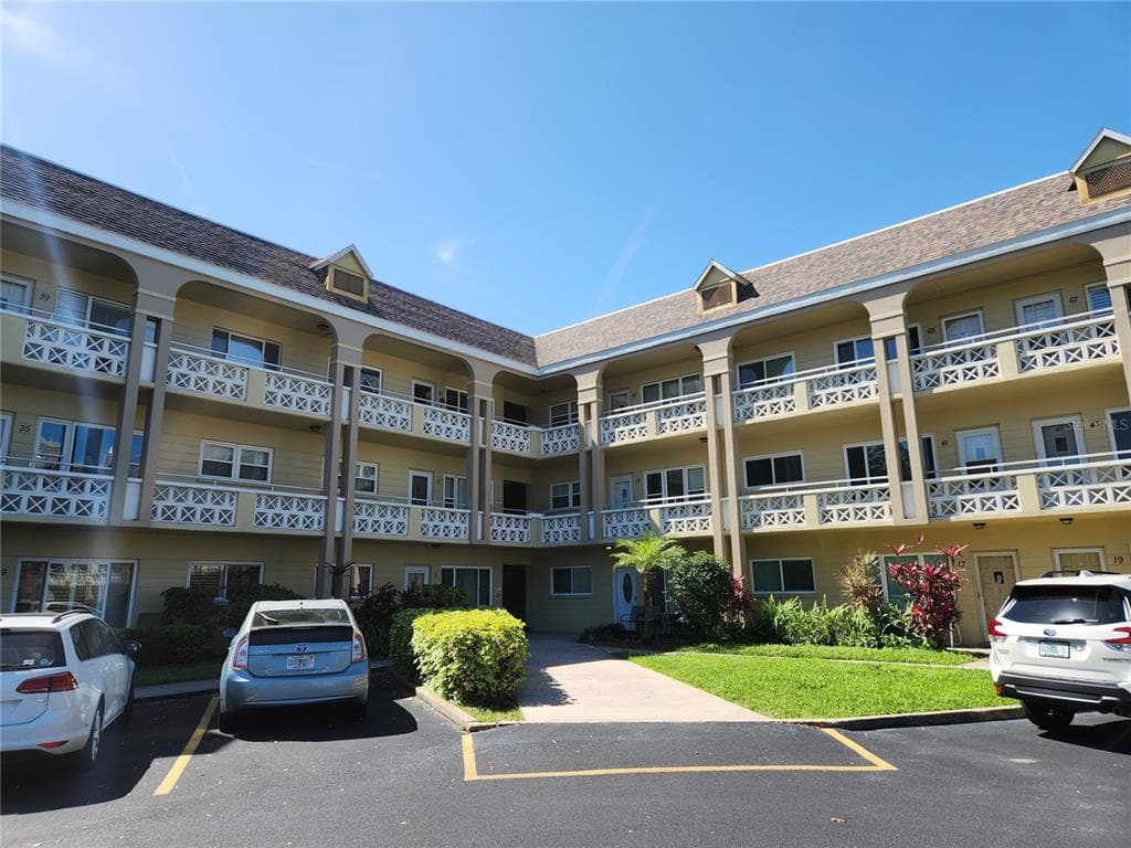 2361 JAMAICAN STREET UNIT 71 CLEARWATER, FL 33763