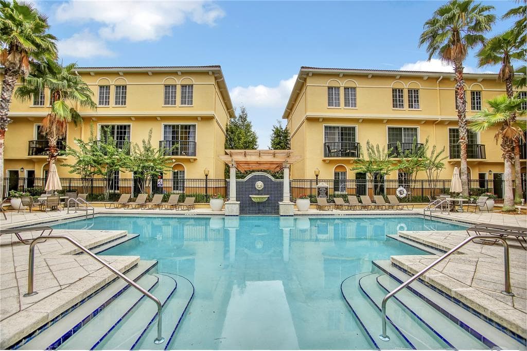 135 S SHERRILL STREET TAMPA, FL 33609