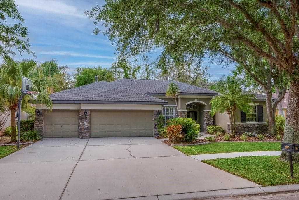 6205 IBISPARK DRIVE LITHIA, FL 33547