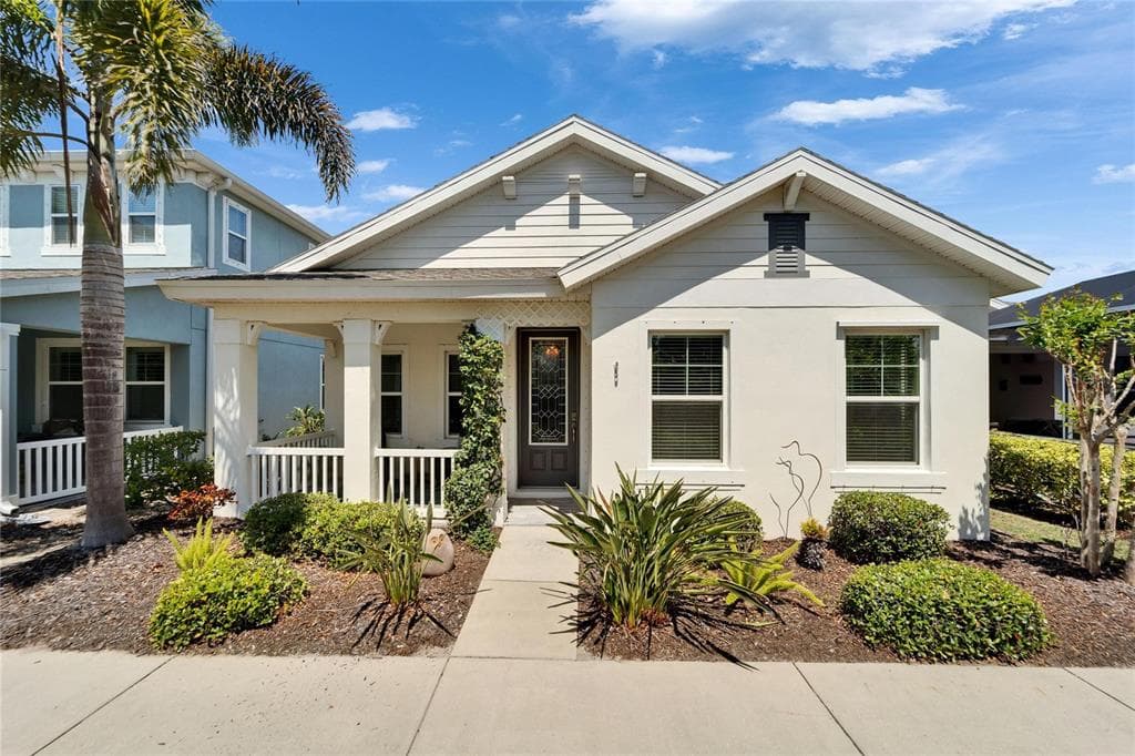 606 WINTERSIDE DRIVE APOLLO BEACH, FL 33572