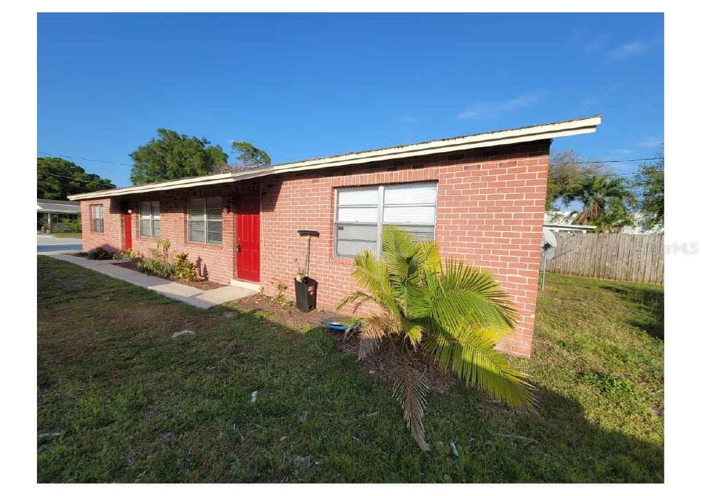 6266 76TH AVENUE N PINELLAS PARK, FL 33781