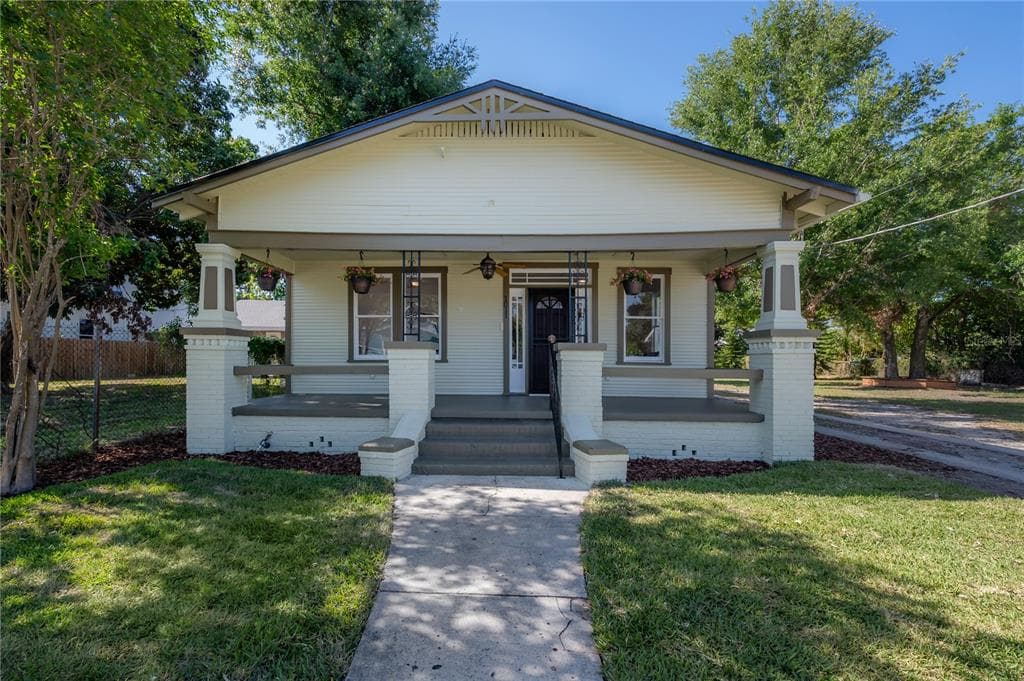 1011 E 19TH AVENUE TAMPA, FL 33605
