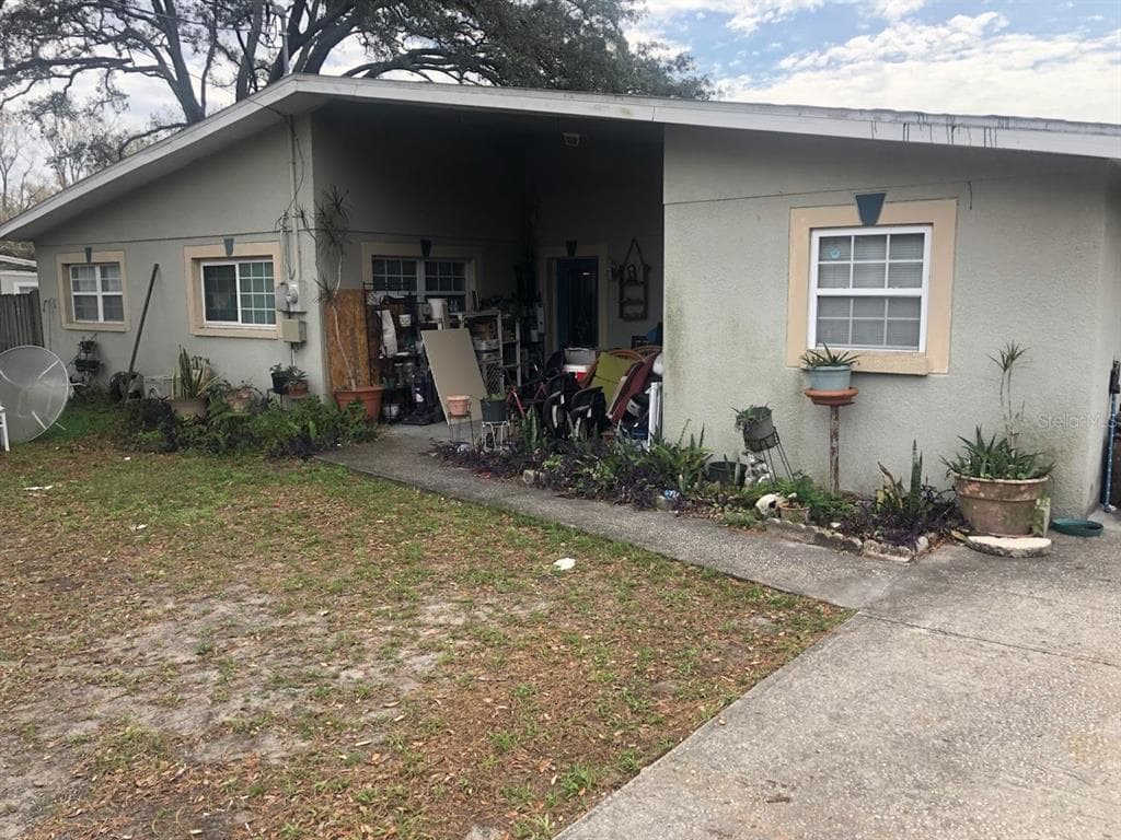 1911 E 143RD AVENUE TAMPA, FL 33613