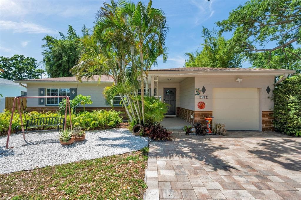 1829 59TH STREET S GULFPORT, FL 33707