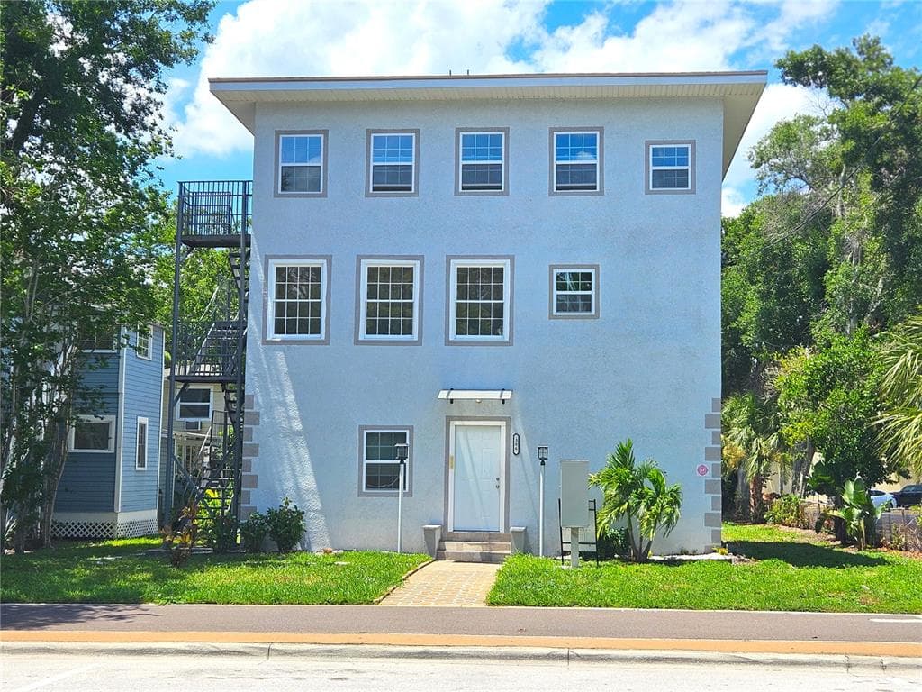 306 TURNER STREET UNIT 1 CLEARWATER, FL 33756