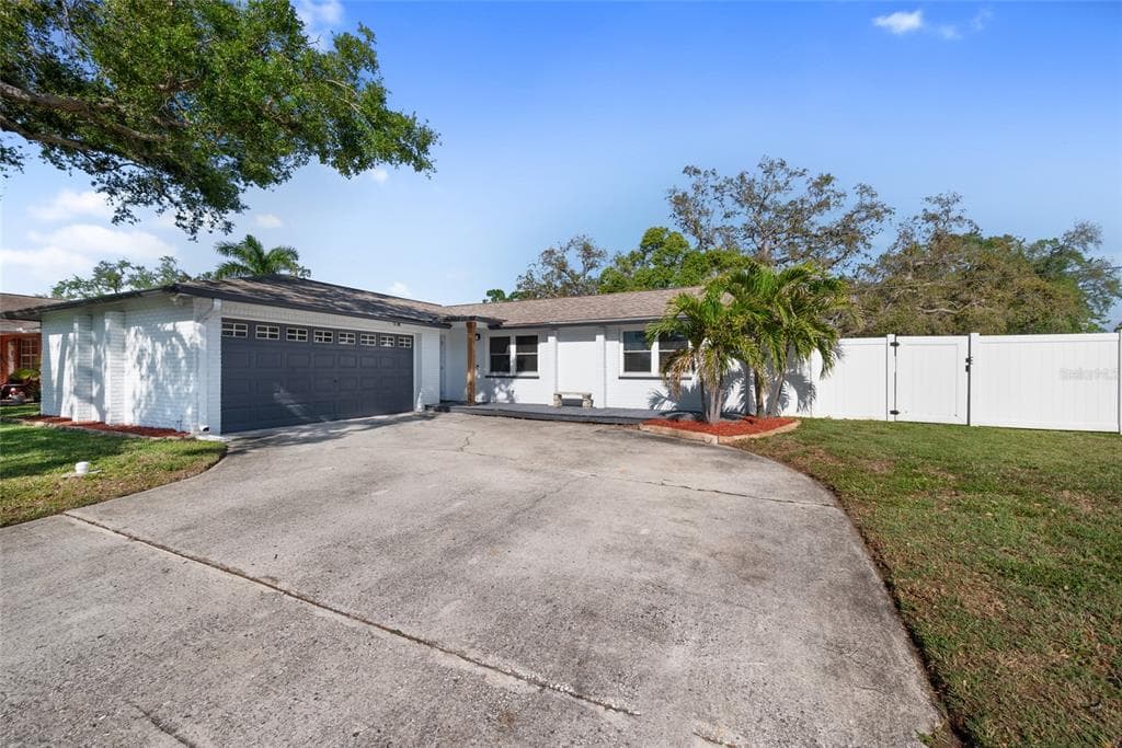 10601 119TH STREET N LARGO, FL 33778