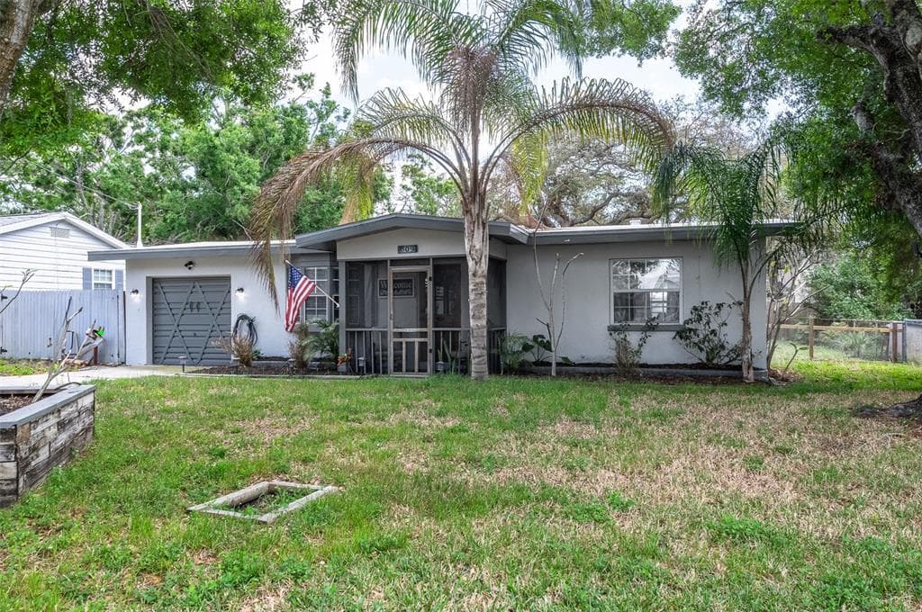 809 S PALM DRIVE LARGO, FL 33770