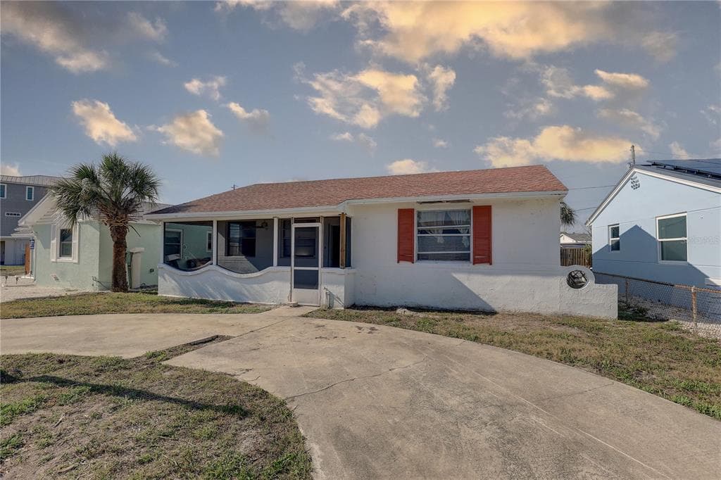 440 S BAYSHORE DRIVE MADEIRA BEACH, FL 33708