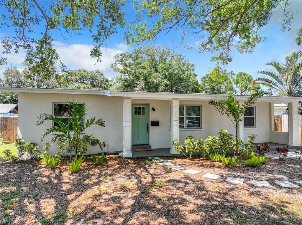 111 TENNESSEE AVENUE NE ST PETERSBURG, FL 33702
