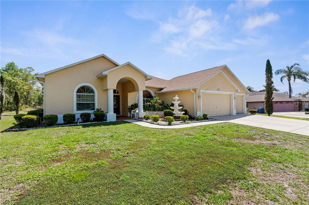 5202 LYDIA COURT