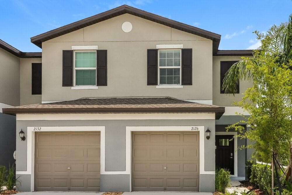 2126 AZURE VIEW WAY LUTZ, FL 33558