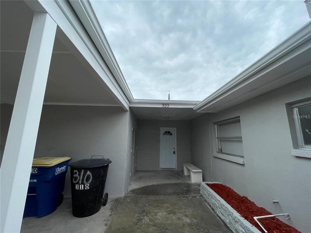 310 N JUPITER AVENUE UNIT 310 CLEARWATER, FL 33755