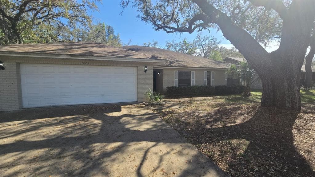 5305 E 127TH AVENUE TEMPLE TERRACE, FL 33617