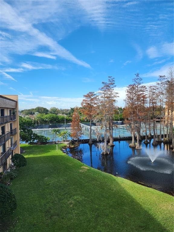 5820 N CHURCH AVENUE UNIT 422 TAMPA, FL 33614