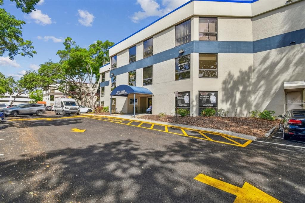 500 VONDERBURG DRIVE UNIT 304 BRANDON, FL 33511