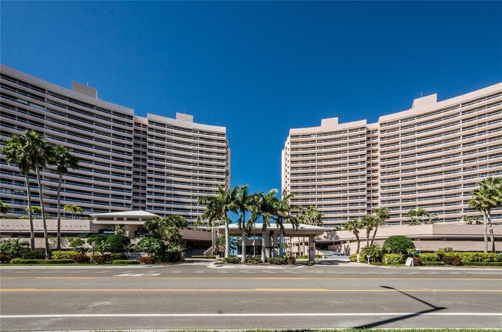 1310 GULF BOULEVARD UNIT 5C CLEARWATER BEACH, FL 33767