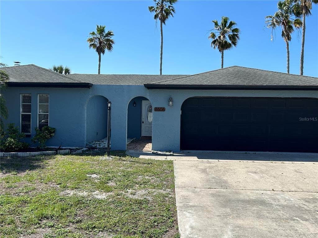 8606 JOLLY ROGER DRIVE HUDSON, FL 34667
