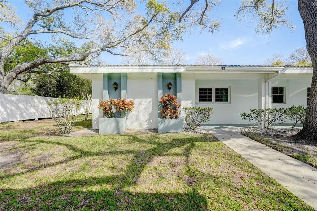 11200 102ND AVENUE UNIT 61 SEMINOLE, FL 33778