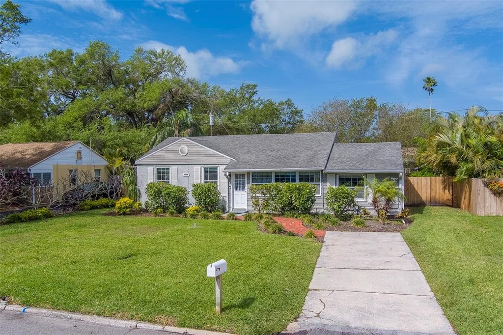 1536 ALAMO LANE DUNEDIN, FL 34698