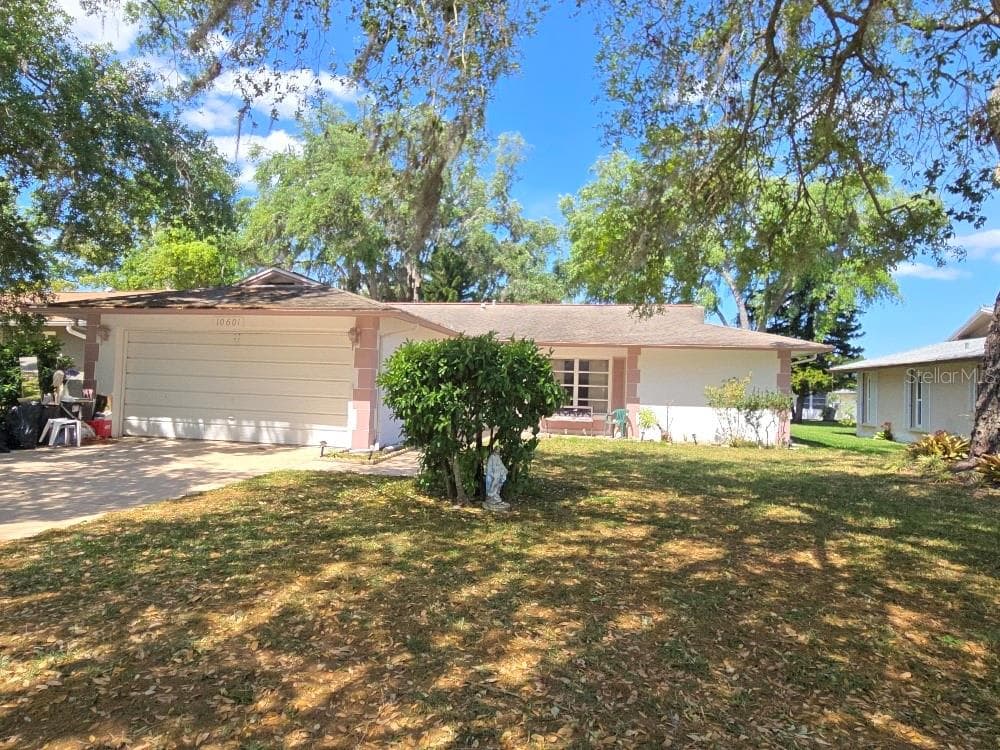 10601 FARNAM COURT PORT RICHEY, FL 34668