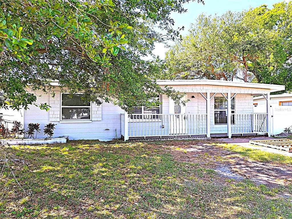 3272 47TH TERRACE N ST PETERSBURG, FL 33714