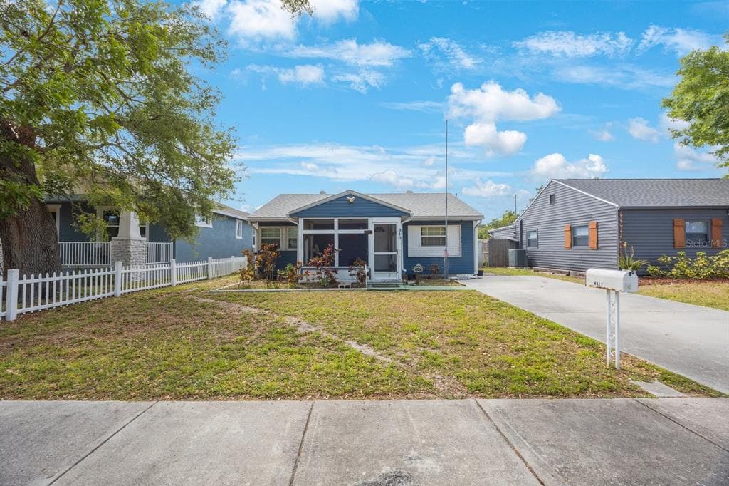 940 57TH AVENUE N ST PETERSBURG, FL 33703