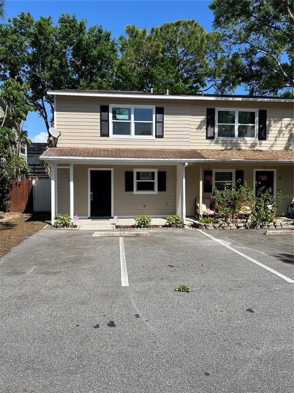 152 DOUGLAS ROAD W UNIT B OLDSMAR, FL 34677